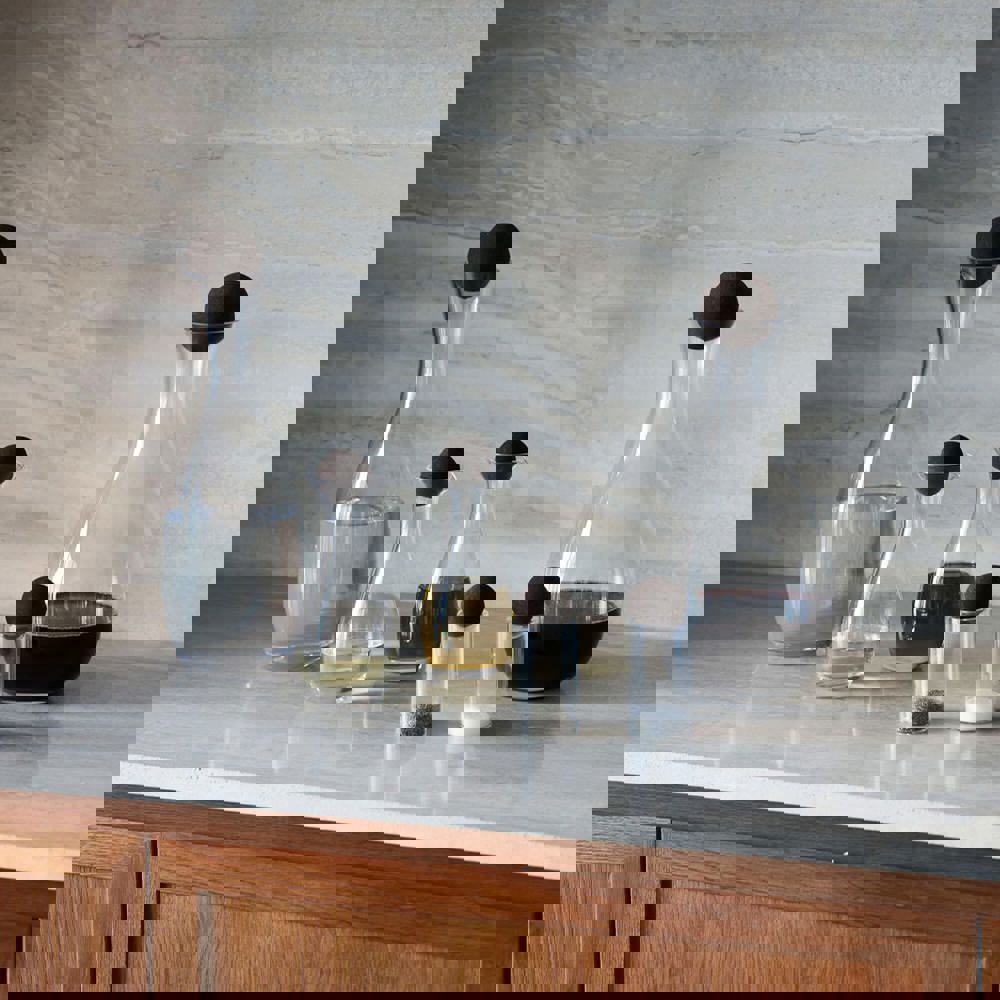 Sagaform Nature Weinkaraffe mit Korkstopfen 2 liter