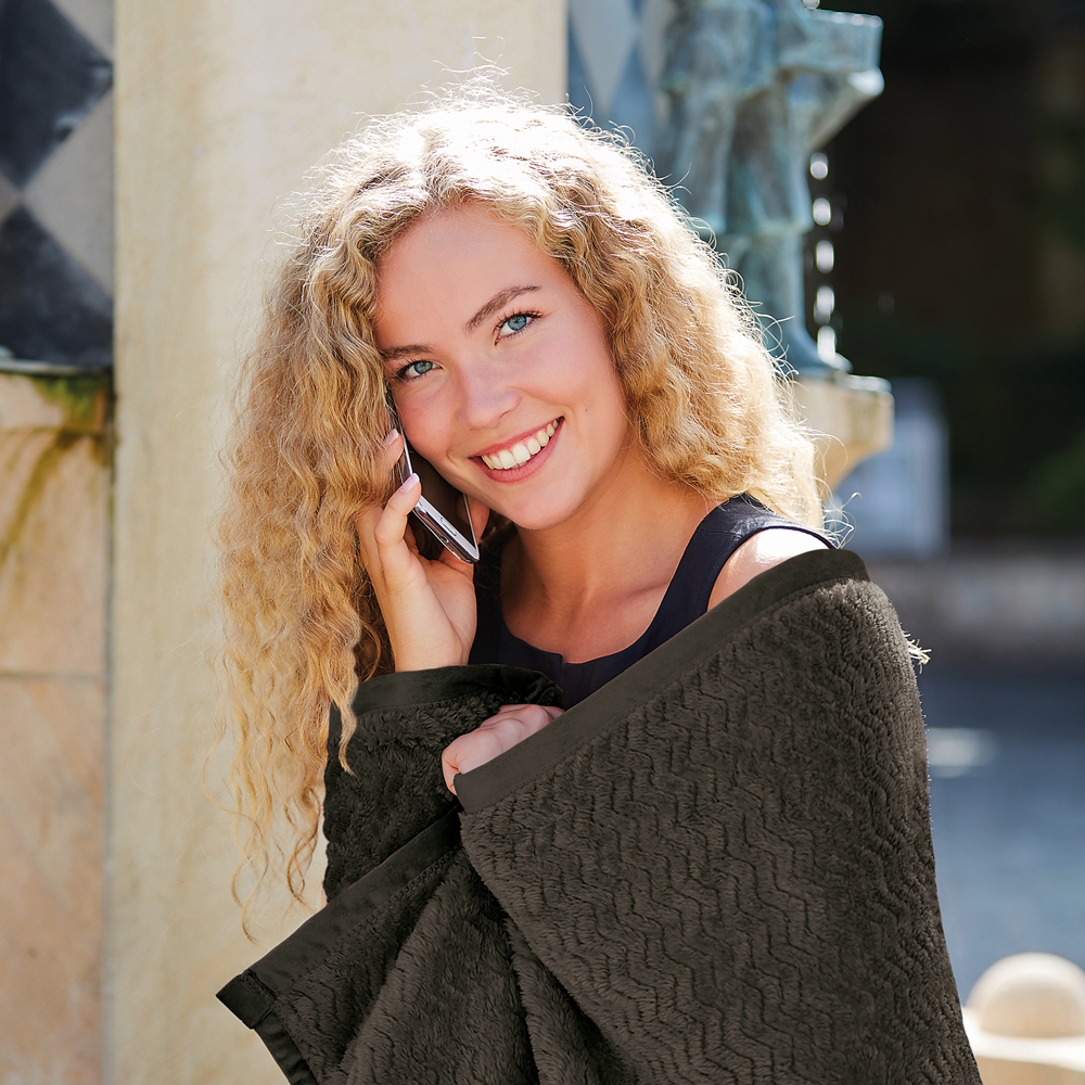 Memphis-Stola - braun