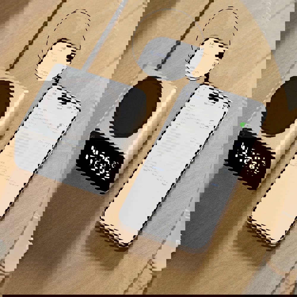 Xoopar Reddi Charge PD Uhr mit kabelloses Ladegerät