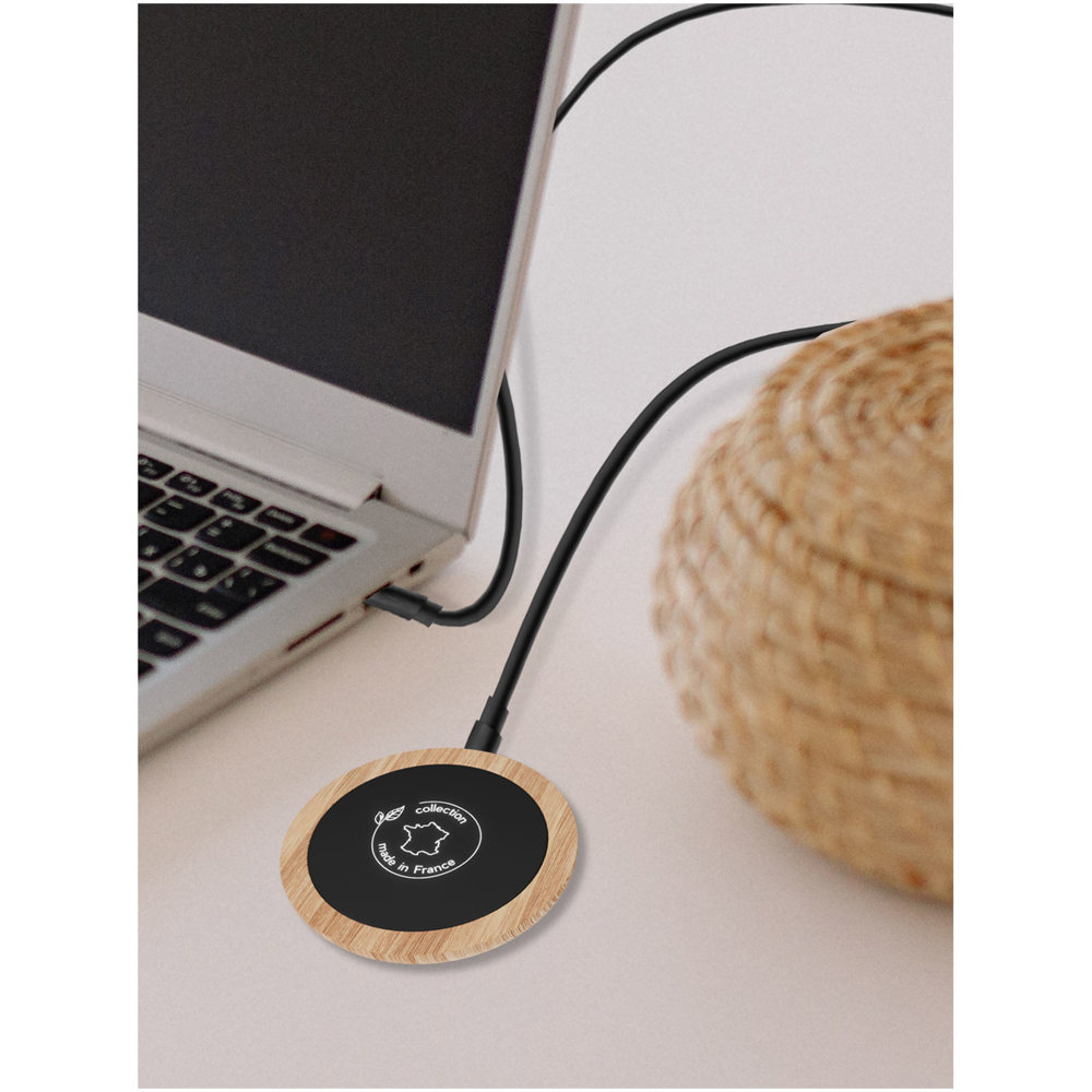 SCX.design W24 Kabellose Ladestation mit Leuchtlogo, 10W