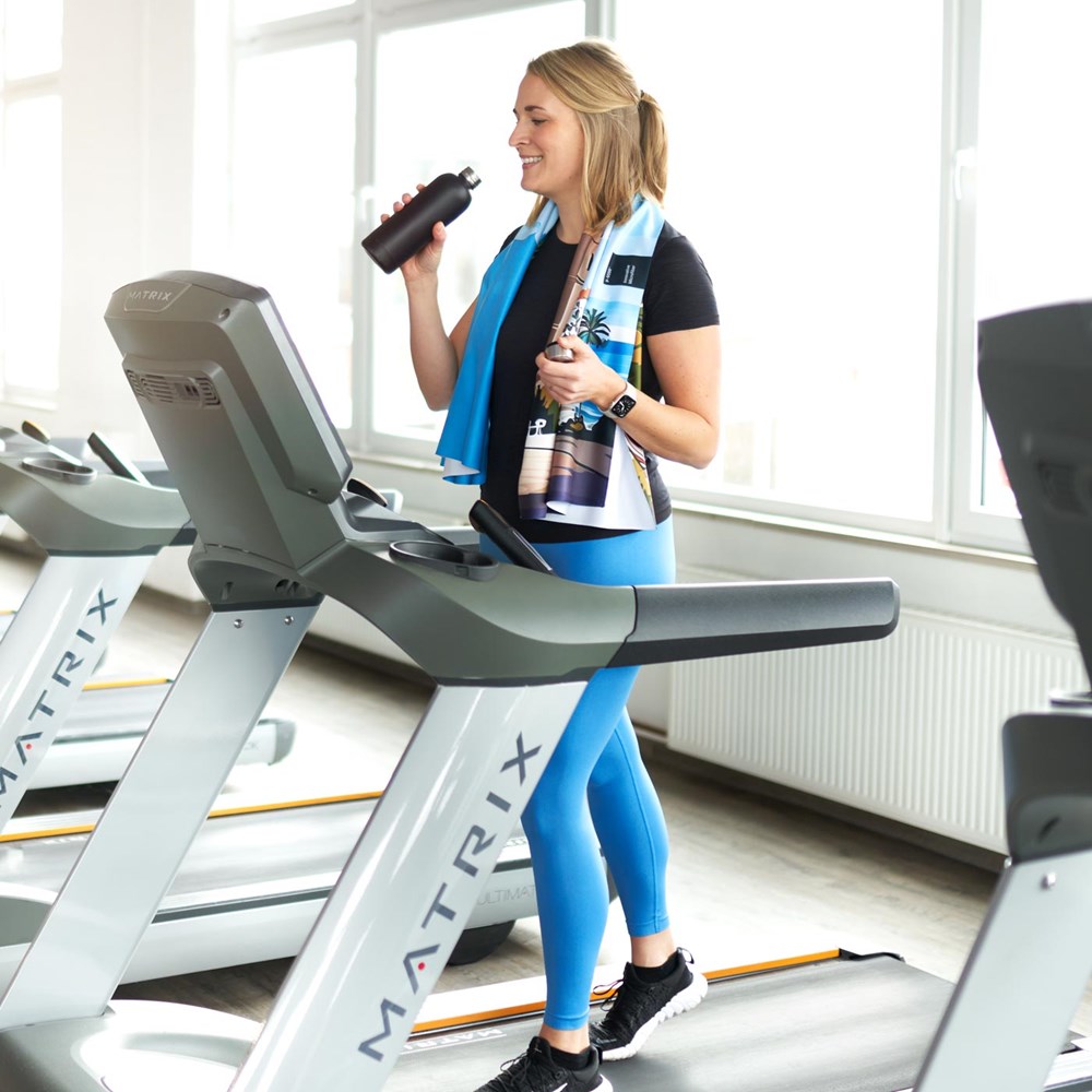 rPET ActiveTowel® Sports 100x40 cm im Polybeutel mit Standard Klappkarte, All-Inclusive-Paket