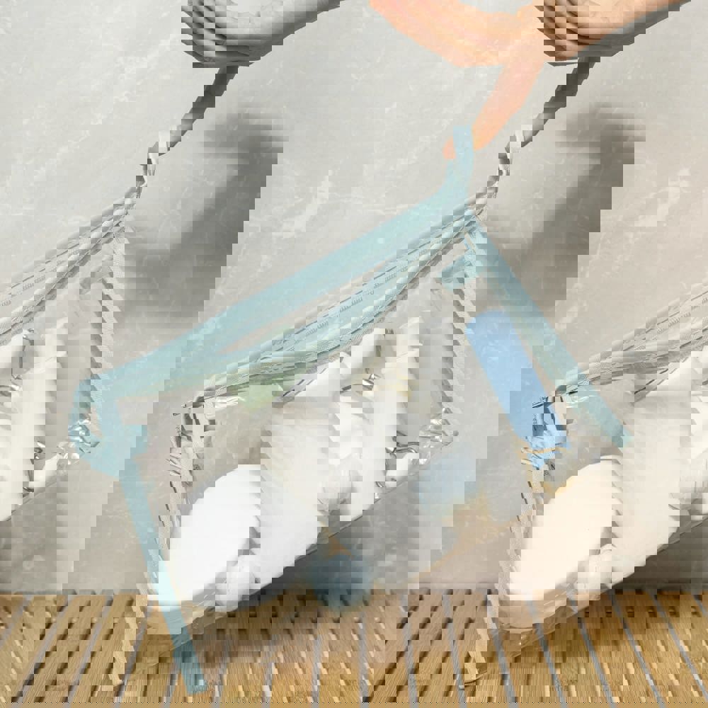 Klassischer Lippenpflegestift aus recycelten Materialien