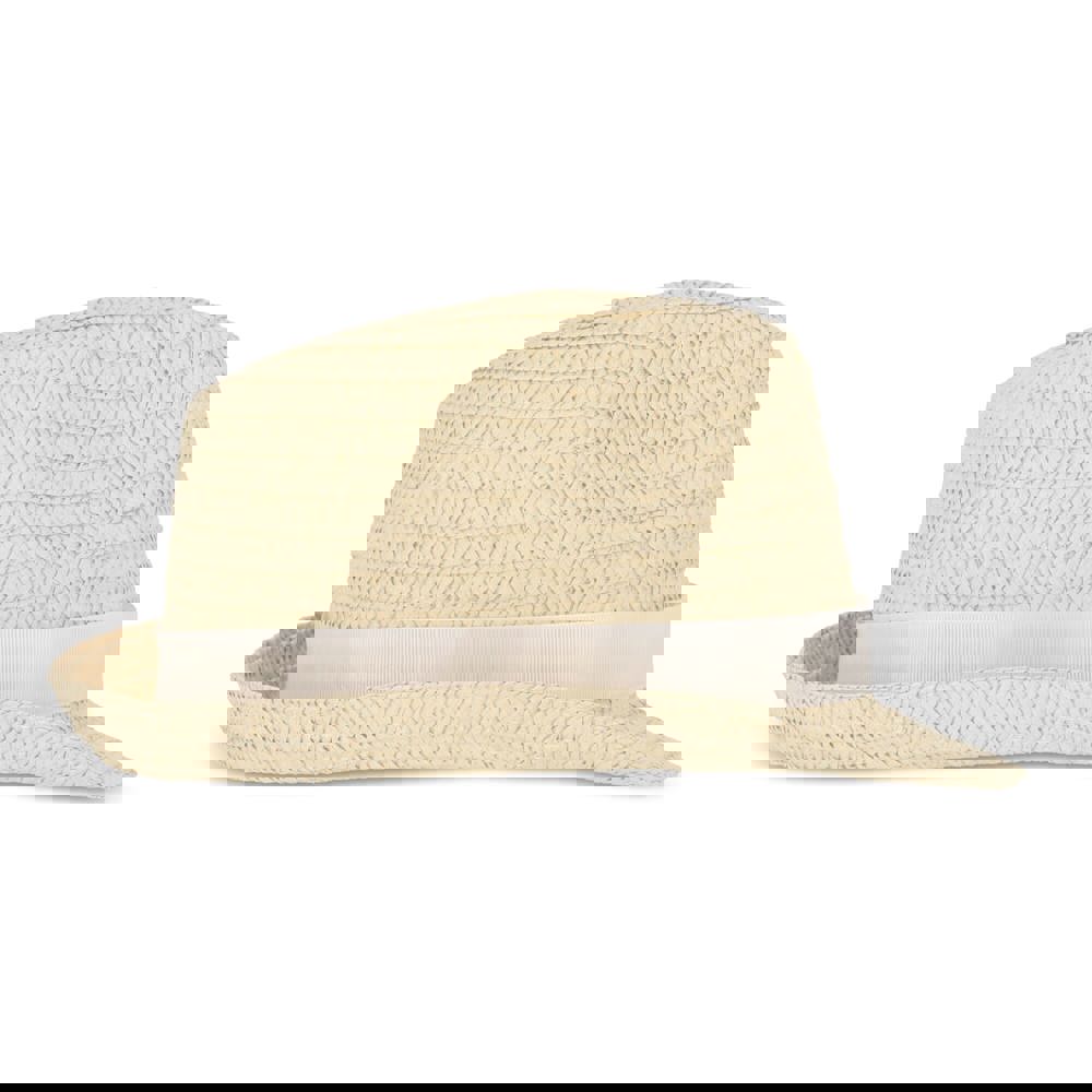 Pflanzlicher Strohhut mit farbigem Band